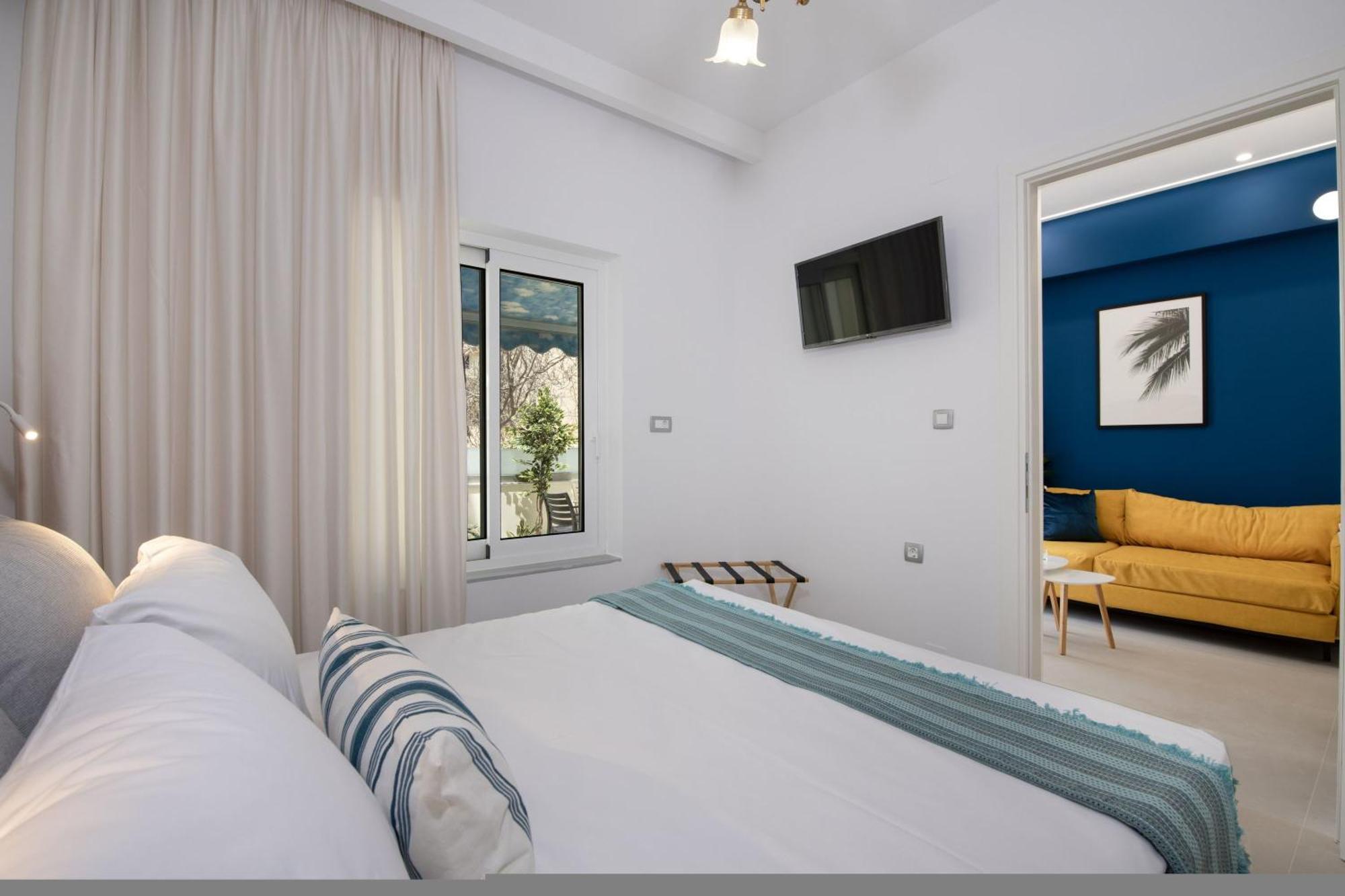 Cherry Central Luxury Suites Chania  ภายนอก รูปภาพ