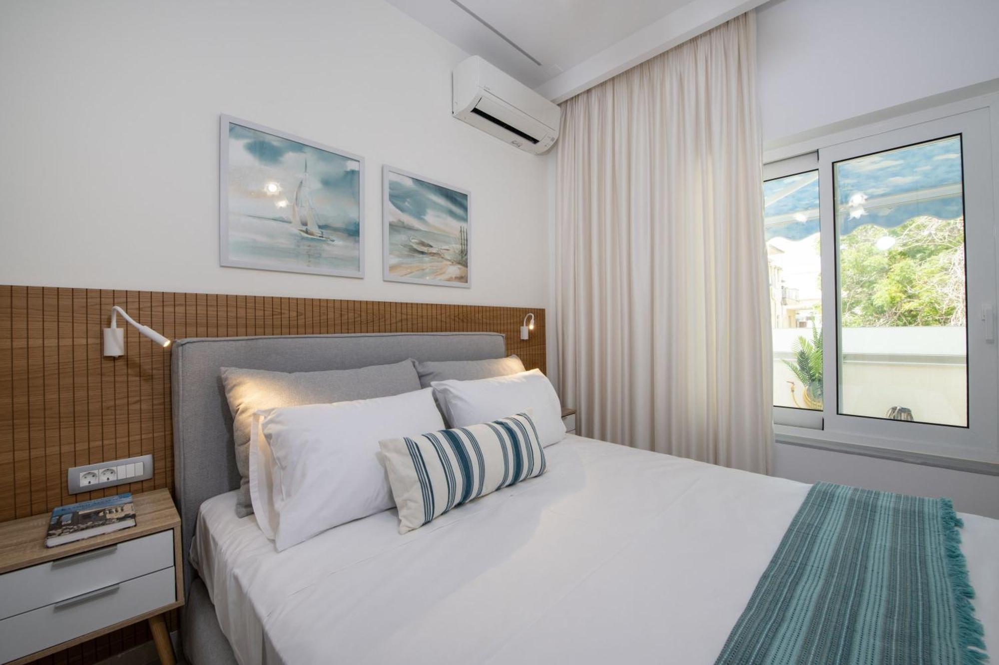 Cherry Central Luxury Suites Chania  ภายนอก รูปภาพ