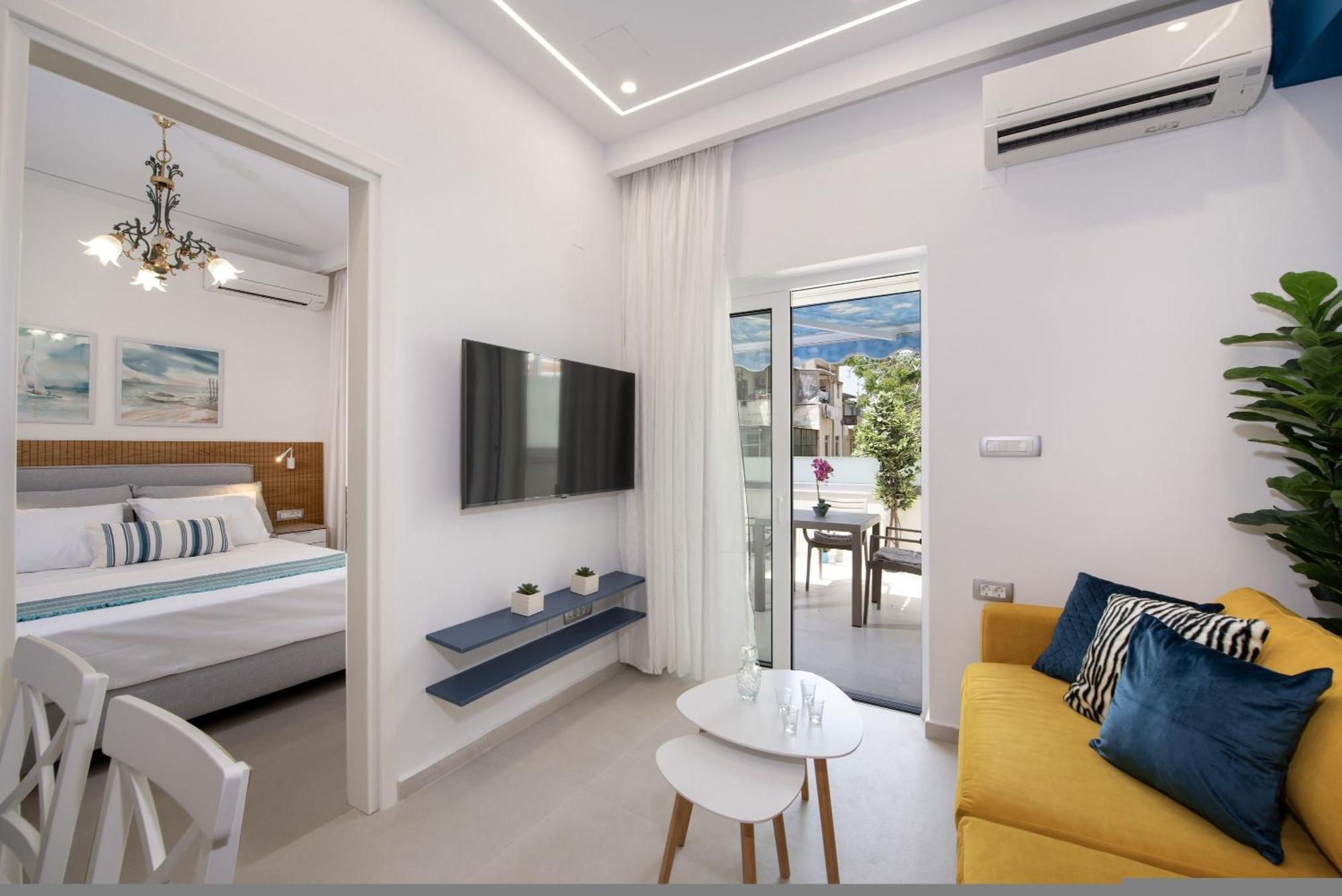 Cherry Central Luxury Suites Chania  ภายนอก รูปภาพ