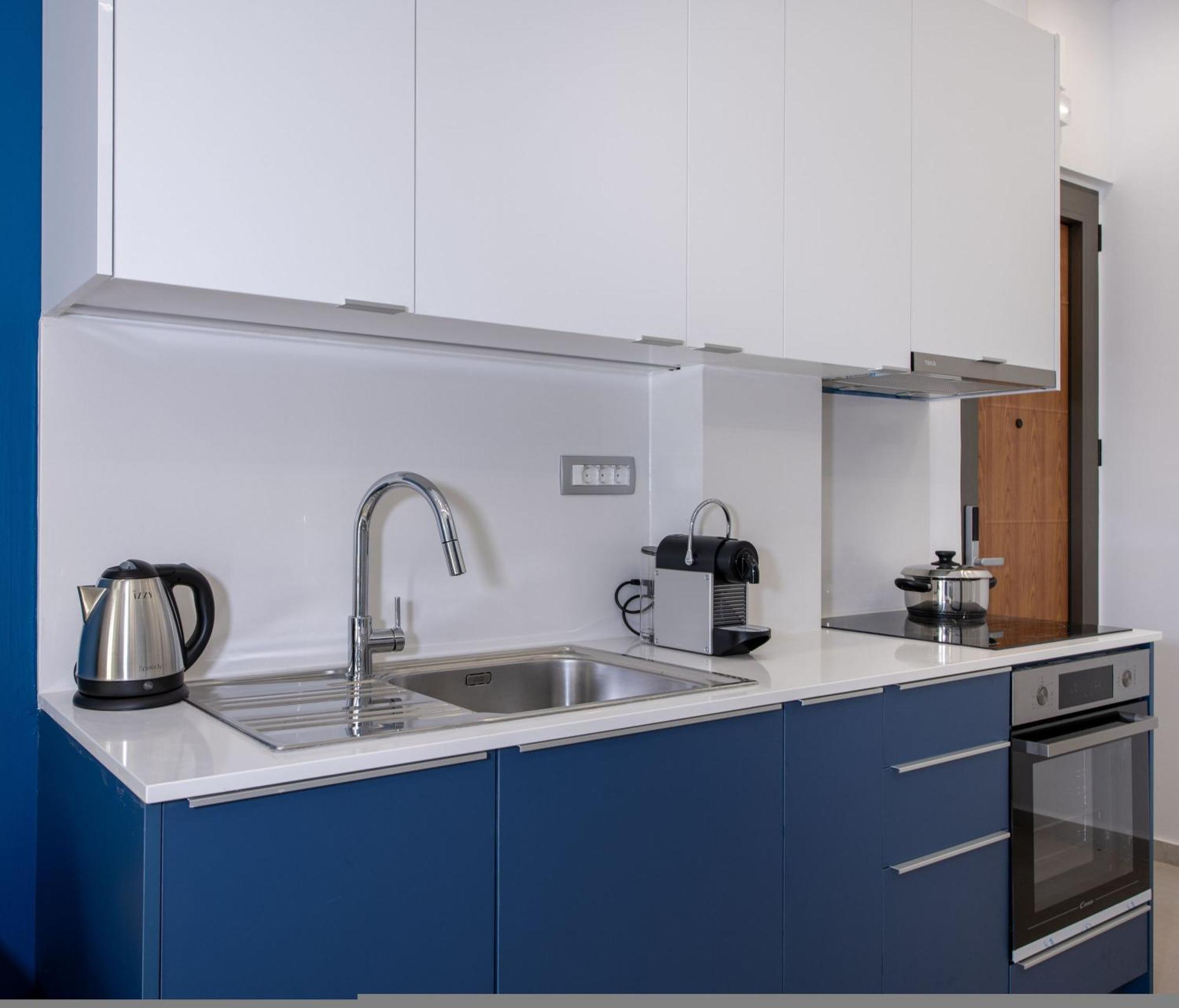 Cherry Central Luxury Suites Chania  ภายนอก รูปภาพ